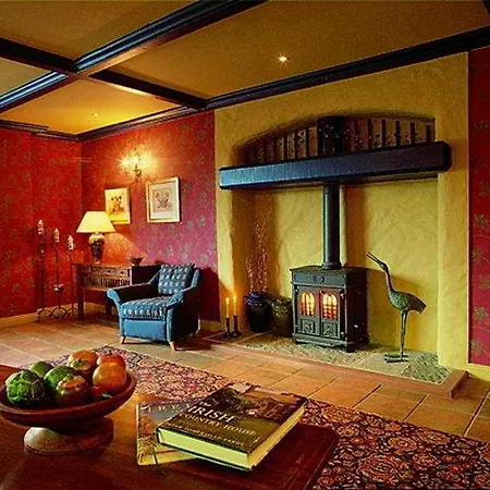 Hotel Whitegates Pub & Killarney